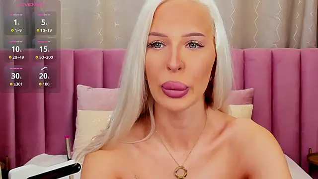 KailaCrystall online show from November 30, 2025, 1:39 am