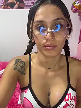 KIMBERLYPULIDO online show from June 26, 2026, 7:47 am