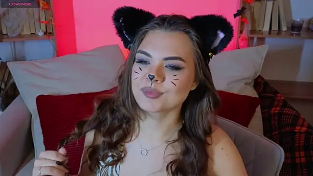 Snapshot of Miss_Delia chatting on October 22, 2025, 11:58 pm Miss Delia online show from October 22, 2025, 11:58 pm