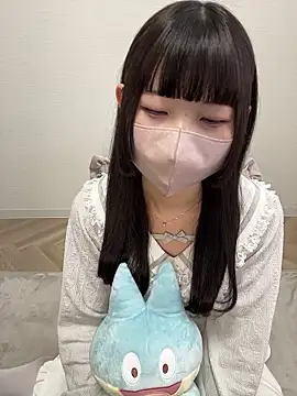 Reina cute 00  online show from February 18, 2026, 4:54 am