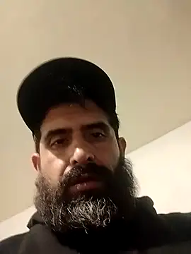 Oscarpalacios23 online show from December 18, 2025, 7:13 am