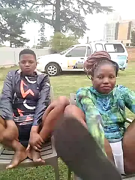 SexySlender  online show from November 12, 2025, 4:11 pm