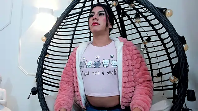 stefy bratz online show from January 13, 2026, 3:54 am