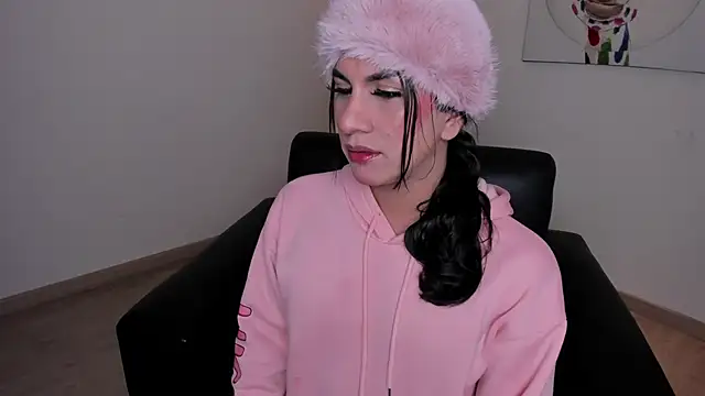 stefy bratz online show from March 25, 2026, 4:56 am