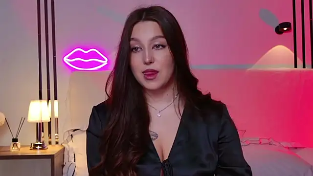 Snapshot of _Tessa_May_ chatting on November 21, 2025, 12:31 am Tessa May online show from November 21, 2025, 12:31 am