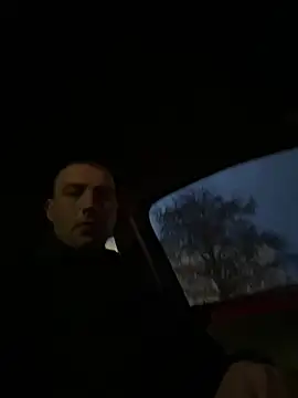 Rotteei1 online show from February 4, 2026, 6:41 am