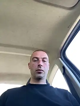 Rotteei1 online show from April 25, 2026, 2:03 pm