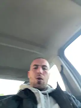 Rotteei1 online show from April 7, 2026, 5:26 pm