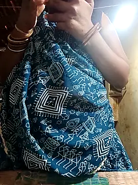 Snapshot of Hot_cauple_indian chatting on February 18, 2026, 9:50 am Hot cauple indian online show from February 18, 2026, 9:50 am