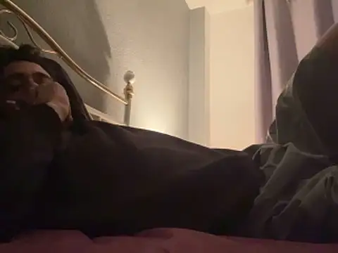 Snapshot of servepa chatting on April 14, 2026, 10:15 pm servepa online show from April 14, 2026, 10:15 pm