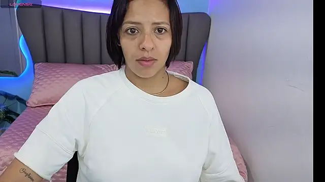 Snapshot of Aria_Russo chatting on November 14, 2025, 3:05 pm Aria Russo online show from November 14, 2025, 3:05 pm