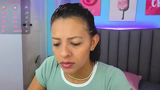 Snapshot of Aria_Russo chatting on January 11, 2026, 3:52 pm Aria Russo online show from January 11, 2026, 3:52 pm