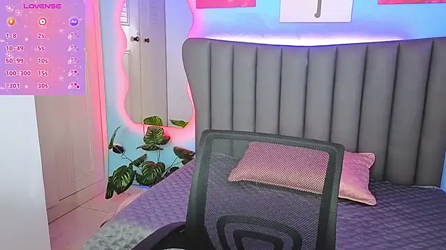 Snapshot of Aria_Russo chatting on January 14, 2026, 3:59 pm Aria Russo online show from January 14, 2026, 3:59 pm