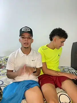 Snapshot of adan_jp chatting on October 22, 2025, 3:17 am adan jp online show from October 22, 2025, 3:17 am