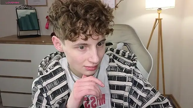 crisp1n online show from February 6, 2026, 12:12 pm