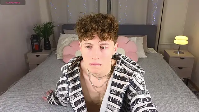 crisp1n online show from February 11, 2026, 5:35 pm