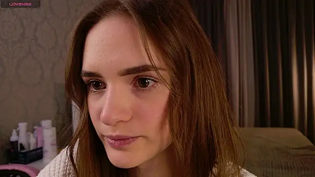 Snapshot of milli_maus chatting on November 8, 2025, 3:37 pm milli maus online show from November 8, 2025, 3:37 pm