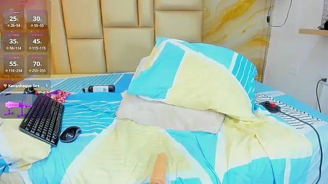 Snapshot of NahomiWalker_ chatting on December 19, 2025, 9:00 am NahomiWalker online show from December 19, 2025, 9:00 am