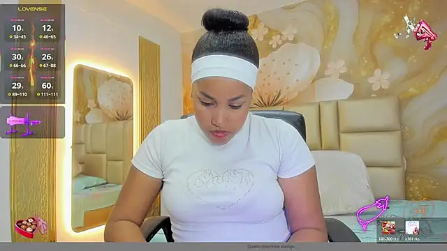 Snapshot of NahomiWalker_ chatting on February 12, 2026, 7:57 pm NahomiWalker online show from February 12, 2026, 7:57 pm