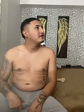 Demon foxes online show from November 14, 2025, 7:39 pm