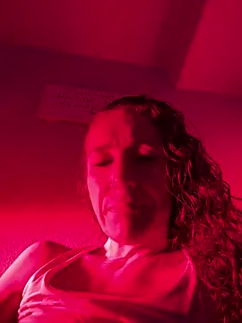 PetitemarieeThaReal online show from October 29, 2025, 9:03 pm