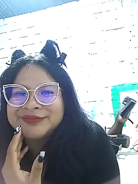 Snapshot of celeste122595 chatting on June 17, 2026, 4:12 am celeste122595 online show from June 17, 2026, 4:12 am