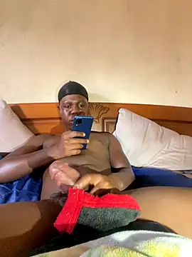 Snapshot of maloya267 chatting on November 19, 2025, 1:55 pm maloya267 online show from November 19, 2025, 1:55 pm