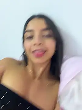 Snapshot of violeta365 chatting on April 29, 2026, 8:04 pm violeta365 online show from April 29, 2026, 8:04 pm