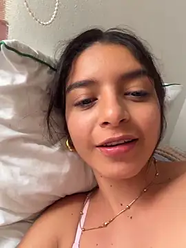 Snapshot of violeta365 chatting on April 18, 2026, 7:58 pm violeta365 online show from April 18, 2026, 7:58 pm