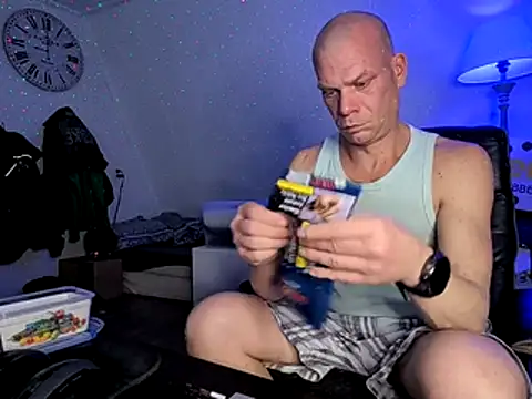 Snapshot of Kinky_Play1 chatting on February 25, 2026, 7:58 pm Kinky Play1 online show from February 25, 2026, 7:58 pm