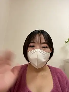Snapshot of Yurika_oO chatting on October 21, 2025, 2:33 am Yurika oO online show from October 21, 2025, 2:33 am