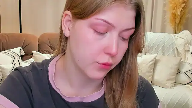 Stella Light online show from December 20, 2025, 4:15 am