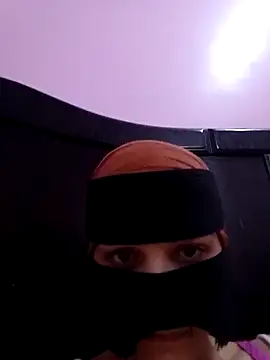 SandyAmr online show from March 3, 2026, 7:37 am