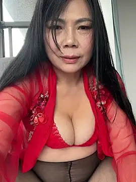 YangCong-love online show from October 26, 2025, 5:52 am