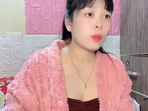 Butterfly kee online show from November 18, 2025, 2:53 pm