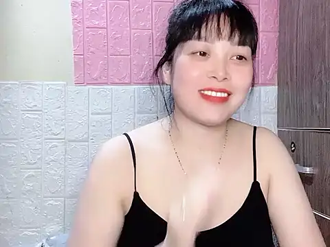 Butterfly kee online show from November 10, 2025, 2:22 pm