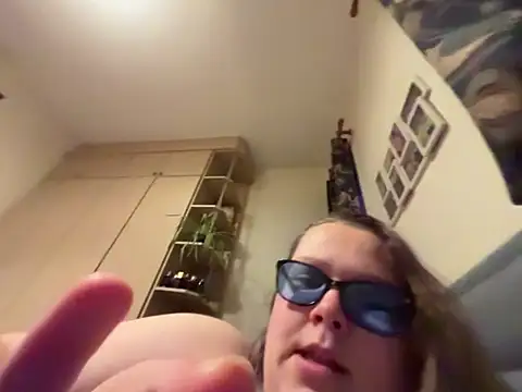 Scarletcum22 online show from January 14, 2026, 7:34 am