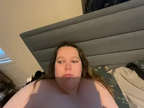 Scarletcum22 online show from February 15, 2026, 8:13 am