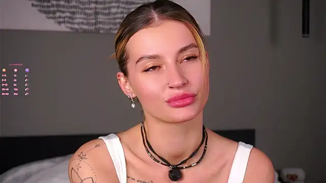 buvei online show from November 17, 2025, 1:04 pm