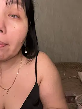 Love  Mom online show from January 18, 2026, 2:42 pm