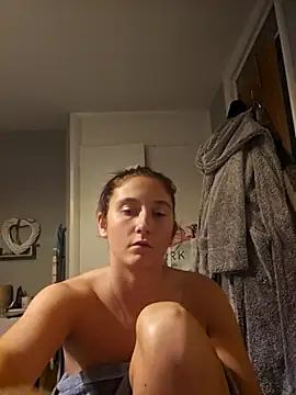 SashaBabyxx online show from November 6, 2025, 4:22 pm