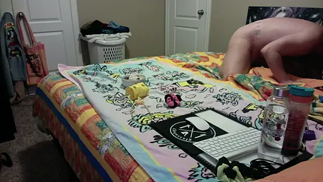 LSDsexslave online show from July 28, 2026, 1:02 am