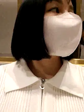 Mina-02 online show from February 2, 2026, 5:50 am