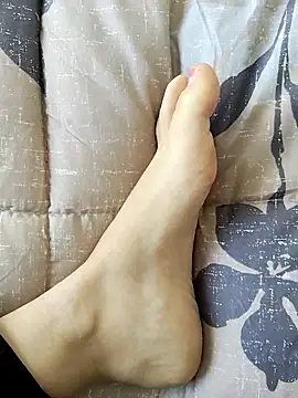 sexydeaChanel online show from February 21, 2026, 2:41 pm