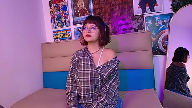 Ivy  storm online show from December 4, 2025, 9:36 pm