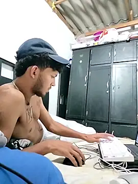 LyliaWood online show from December 16, 2025, 8:35 pm