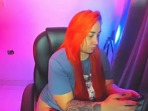 Dirtyteens23 online show from December 2, 2025, 1:06 am