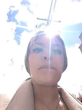 celeste 83 online show from November 26, 2025, 4:18 pm