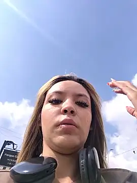 celeste 83 online show from November 21, 2025, 7:13 pm