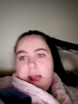 Maya 29x online show from November 4, 2025, 5:17 pm